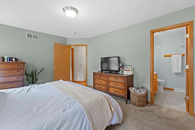 3818 Cosgrove Drive, Madison, WI 53719