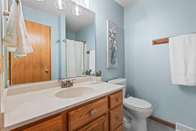 3818 Cosgrove Drive, Madison, WI 53719