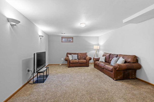 3818 Cosgrove Drive, Madison, WI 53719