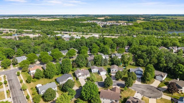 3818 Cosgrove Drive, Madison, WI 53719