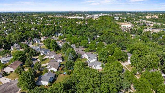 3818 Cosgrove Drive, Madison, WI 53719