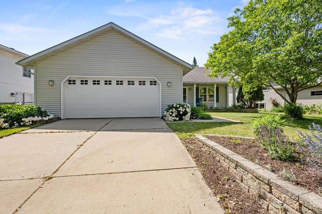 3818 Cosgrove Drive, Madison, WI 53719