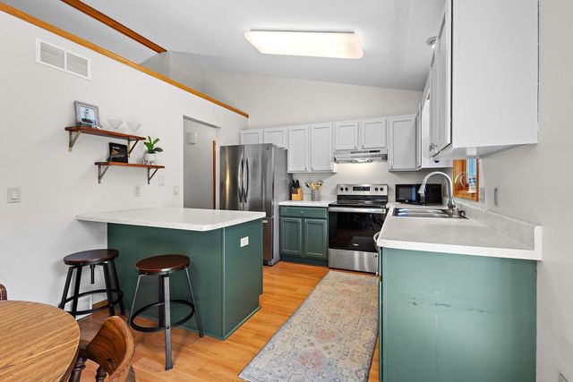3818 Cosgrove Drive, Madison, WI 53719