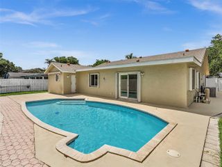 10149 NW 21 Street, Pembroke Pines, FL 33026