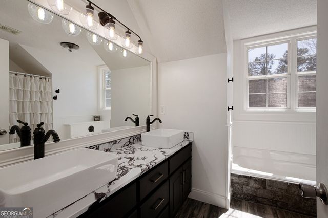 24 Old Old Alabama Road SE, Emerson, GA 30137