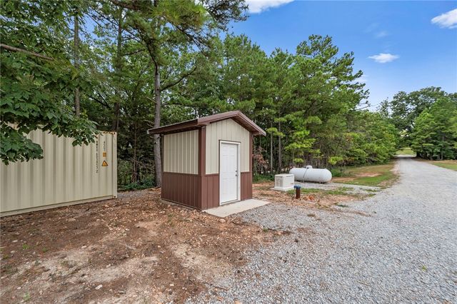 601 County Road 152, Eureka Springs, AR 72632