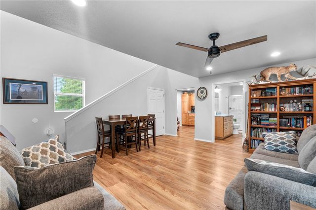 601 County Road 152, Eureka Springs, AR 72632