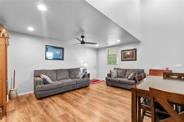 601 County Road 152, Eureka Springs, AR 72632