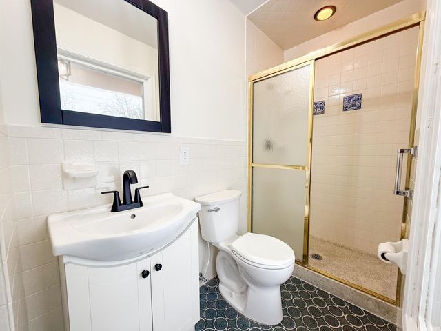 1500 Suwanee, Elkhart, IN 46514