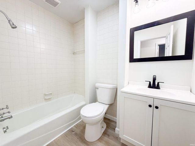 1500 Suwanee, Elkhart, IN 46514