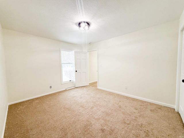 1500 Suwanee, Elkhart, IN 46514