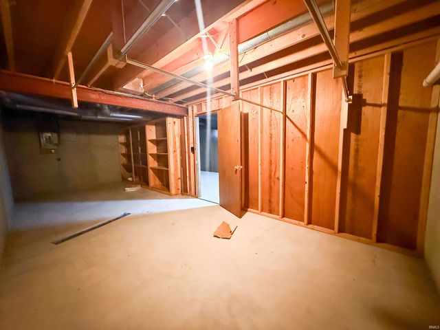 1500 Suwanee, Elkhart, IN 46514