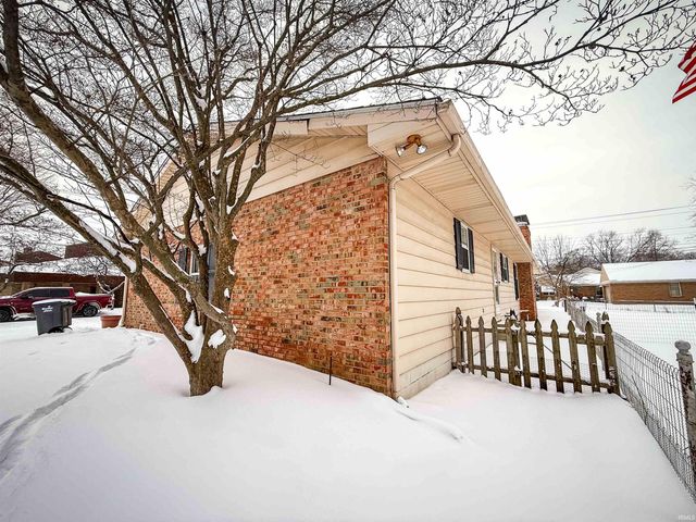 1500 Suwanee, Elkhart, IN 46514