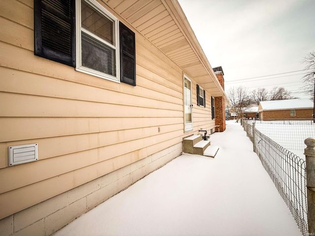 1500 Suwanee, Elkhart, IN 46514