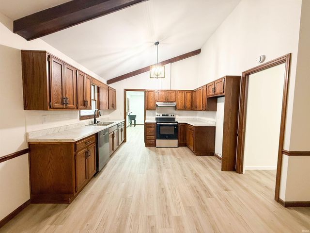 1500 Suwanee, Elkhart, IN 46514