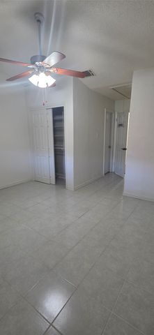 822 Colchester Drive, Mesquite, TX 75149