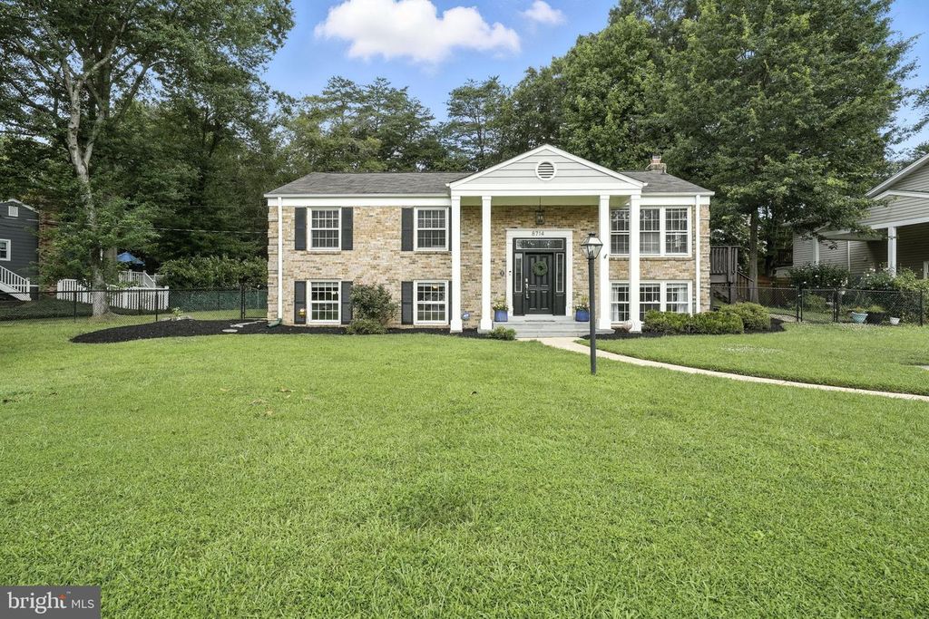 8714 FALKSTONE LN, Alexandria, VA 22309