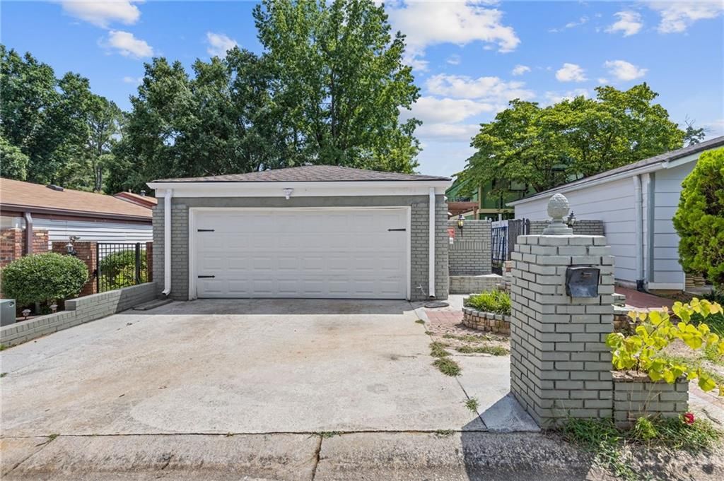 935 Bobcat SE Court, Marietta, GA 30067