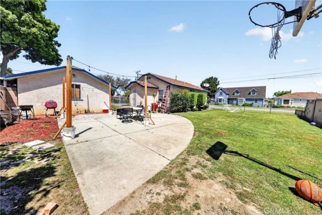 10300 Monterey Street, Bellflower, CA 90706