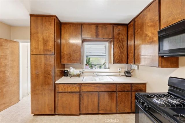 10300 Monterey Street, Bellflower, CA 90706