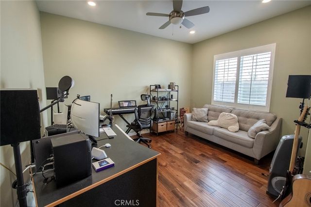 26424 Township, Saugus, CA 91350