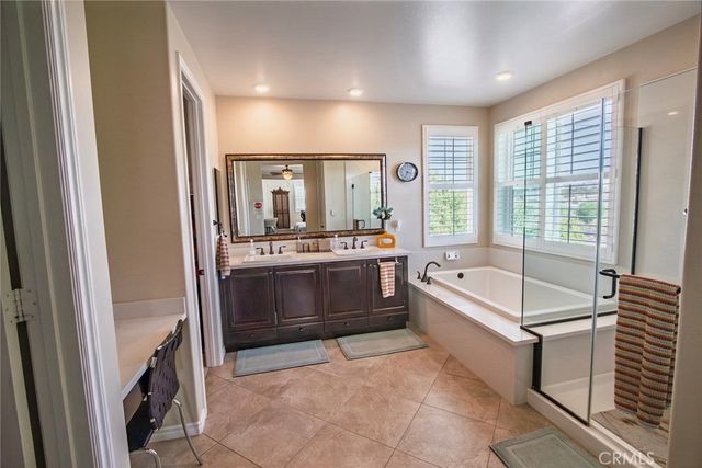 26424 Township, Saugus, CA 91350