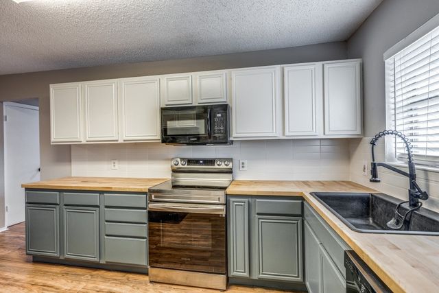 312 Mockingbird Lane, Denton, TX 76209