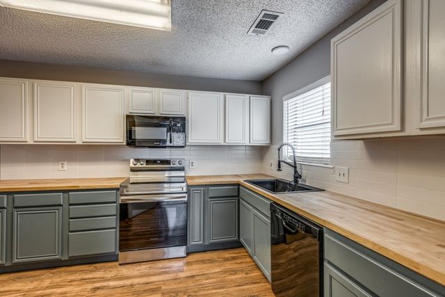 312 Mockingbird Lane, Denton, TX 76209