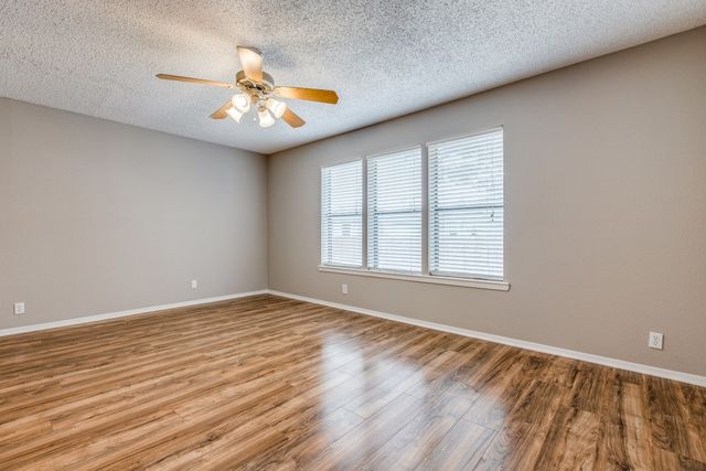 312 Mockingbird Lane, Denton, TX 76209