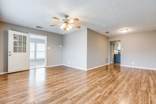 312 Mockingbird Lane, Denton, TX 76209