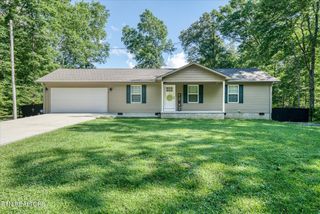 4135 Chica Rd, Crossville, TN 38572