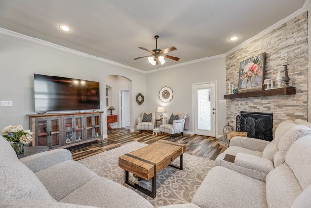 1207 Rendyn Street, Anna, TX 75409