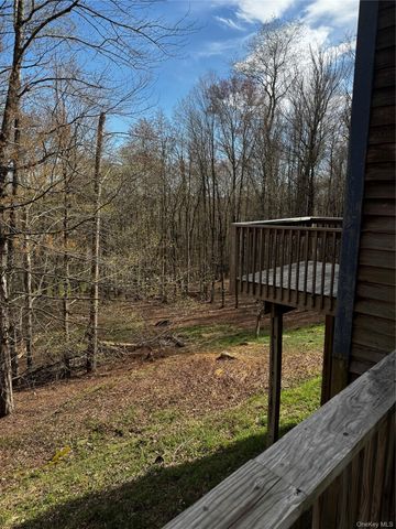 118 Whispering Pines Road, Neversink, NY 12765