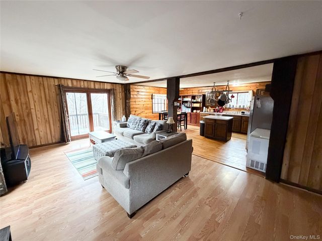 118 Whispering Pines Road, Neversink, NY 12765
