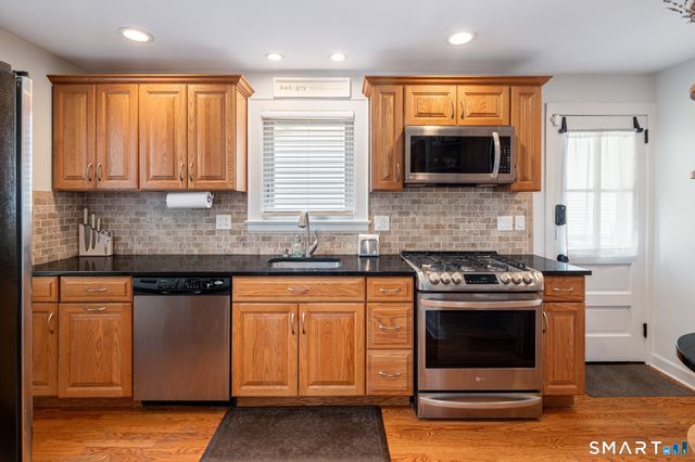 78 Saint Charles Avenue, Stamford, CT 06907