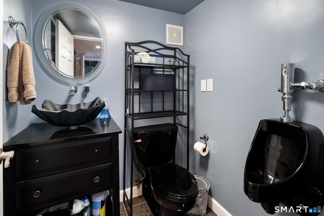 78 Saint Charles Avenue, Stamford, CT 06907