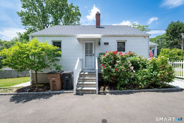 78 Saint Charles Avenue, Stamford, CT 06907