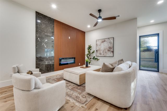 1836 Pueblo Street, Dallas, TX 75212