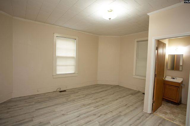 207 N Lee Street, Bishopville, SC 29010