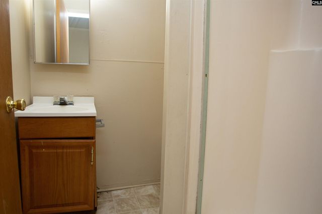 207 N Lee Street, Bishopville, SC 29010