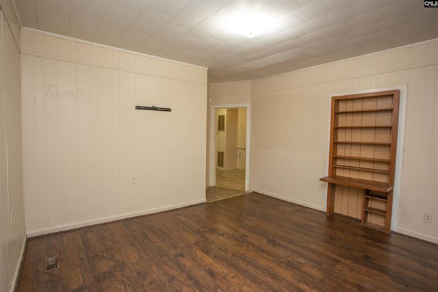 207 N Lee Street, Bishopville, SC 29010