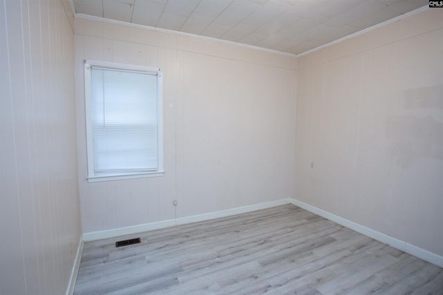 207 N Lee Street, Bishopville, SC 29010