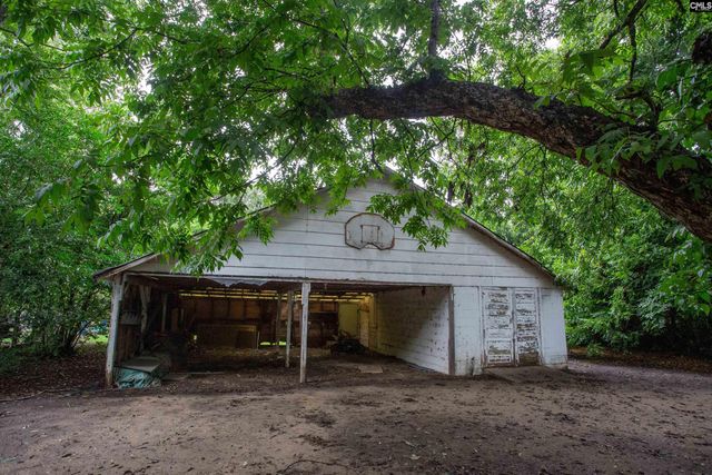 207 N Lee Street, Bishopville, SC 29010