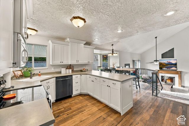 9766 S PENDLETON WAY, South Jordan, UT 84095