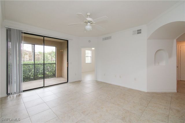 13010 Positano CIR 102, Naples, FL 34105