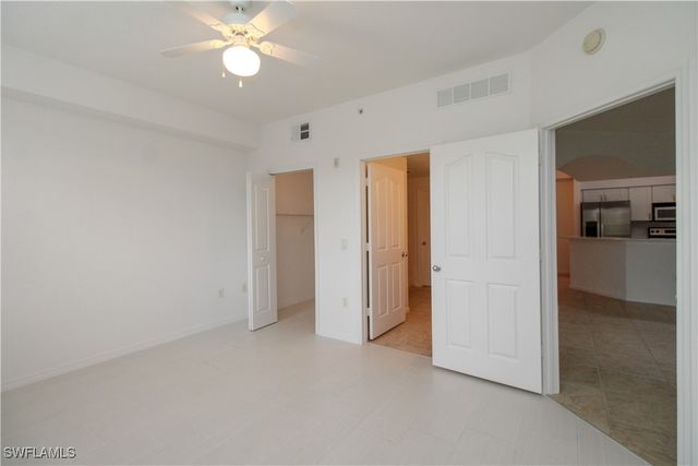 13010 Positano CIR 102, Naples, FL 34105