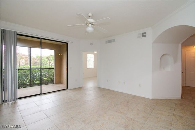 13010 Positano CIR 102, Naples, FL 34105