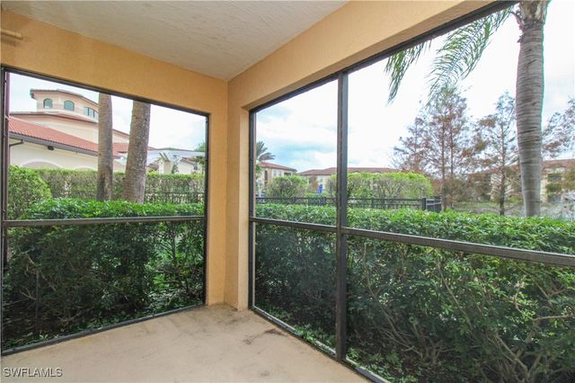 13010 Positano CIR 102, Naples, FL 34105