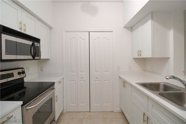 13010 Positano CIR 102, Naples, FL 34105