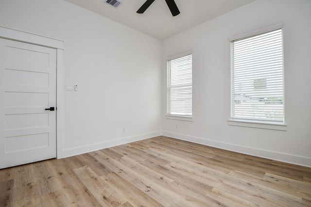 5615 Val Verde Street C, Houston, TX 77057